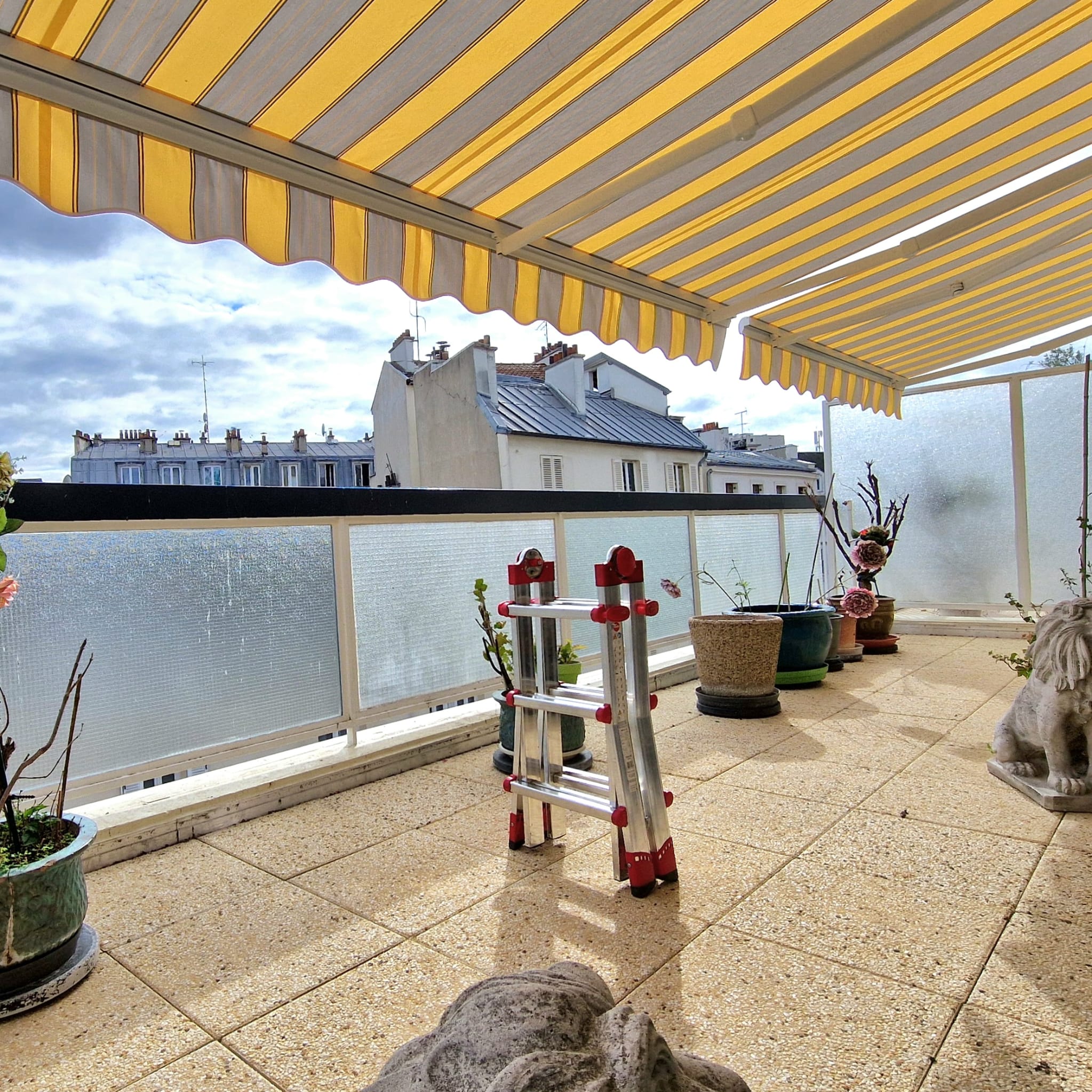 expert en pose, entretien et dépannage de stores sur mesure expert en pose, entretien et dépannage de stores sur mesure